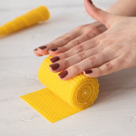 DIY: Bienenwachskerzen drehen