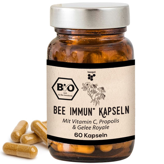 Das Beste aus der Natur=>Unsere BIO Bee Immun Kapseln kombinieren die geschätzten Rohstoffe der Bienen (Propolis & Gelee Royal) mit Pflanzenextrakten aus Acerola Beere, Hagebutte, Reishi, Ingwer und Echinacea als Zutaten.